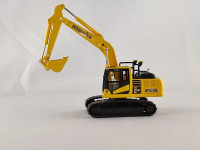 Komatsu PC 210LCi-10 Löffelbagger