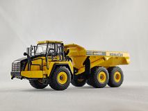 Komatsu HM 400-5 Knicklenker-Muldenkipper